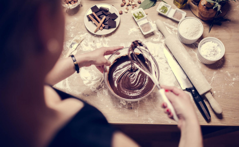girl making chocolate