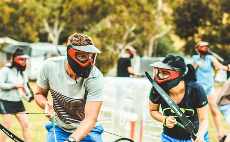 two players discussing strategy