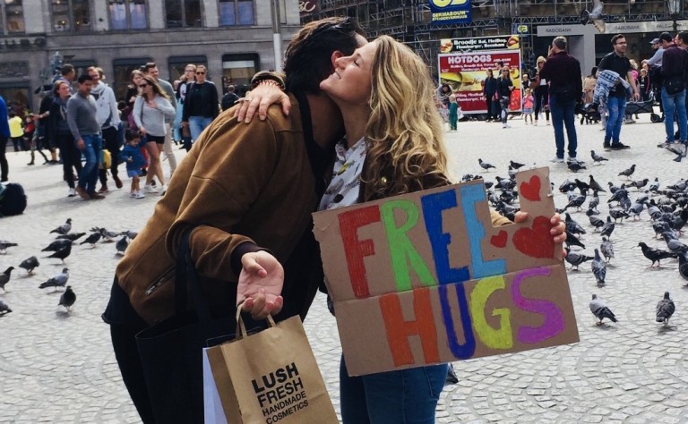 Free Hugs